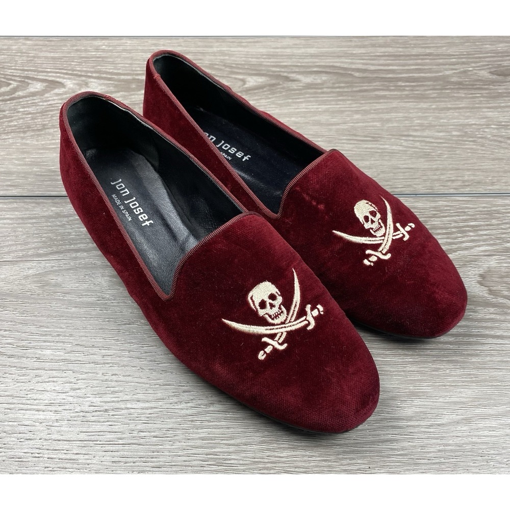 Jon Josef Women's Jolly Roger Gatsby Skull Velvet Flats Red Size 9.5 B‎